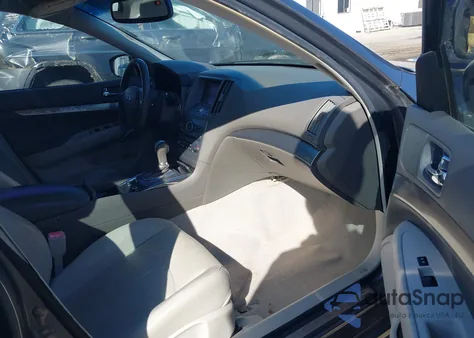 2013 Infiniti G37 Base из США, поврежденный, VIN JN1CV6AP3DM303918